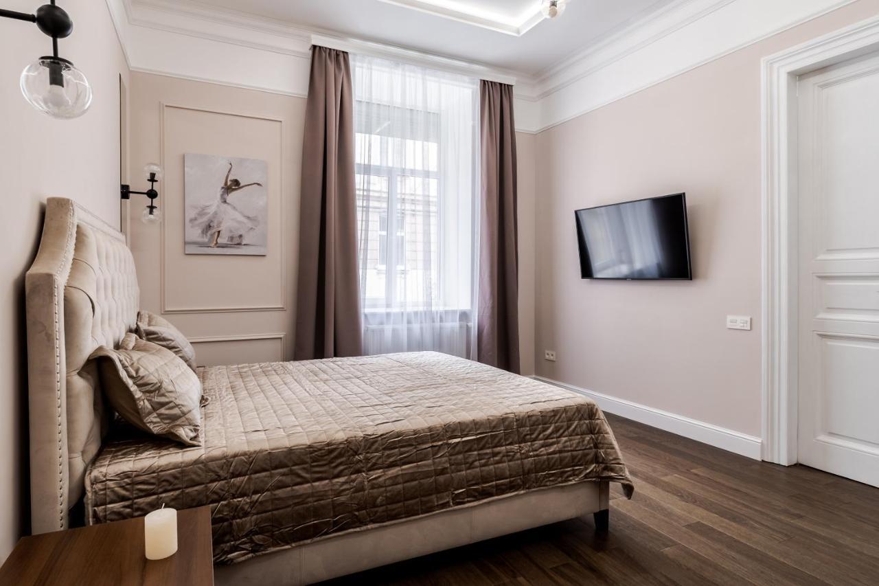 Neoclassic Apartment Lviv Exterior foto